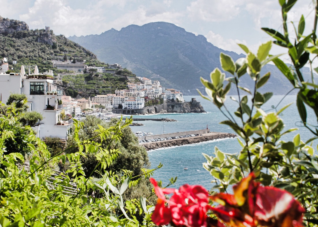 Destination Delicious' guide on what to pack for Amalfi, Italy